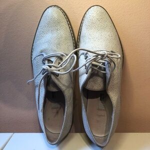 MIISTA Pebbled White Grey Leather Almond Toe Oxford Loafer London Brogues